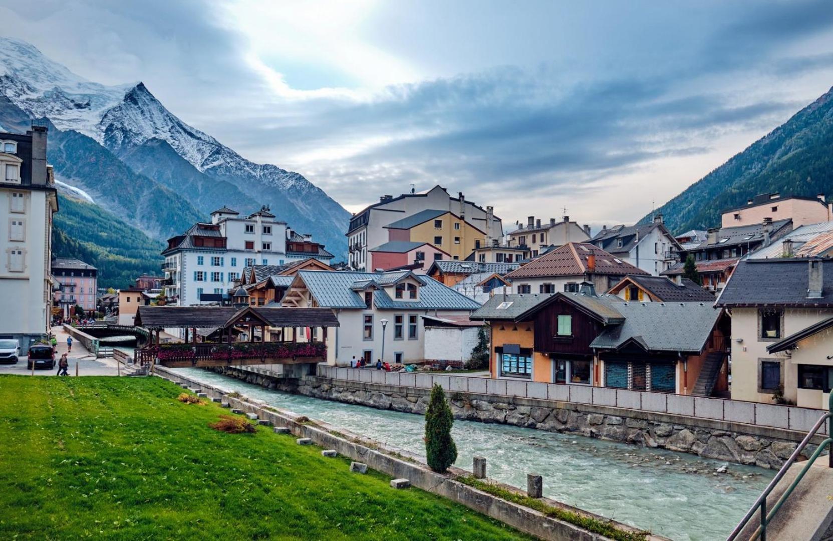 Apartment Mont Du Soleil - Central Chamonix Mont Blanc Екстериор снимка